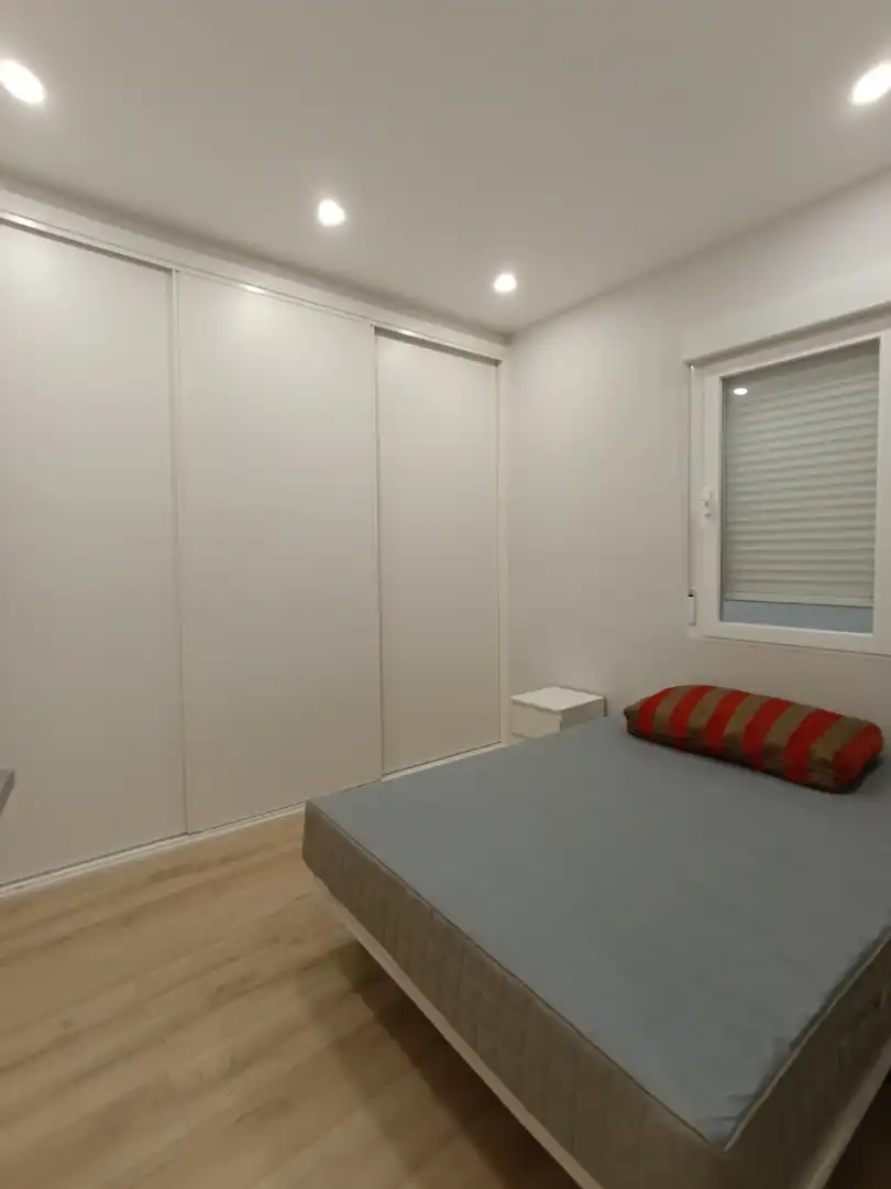 Habitación de Piso de alquiler en Madrid con Calefacción, Parquet y Amueblado