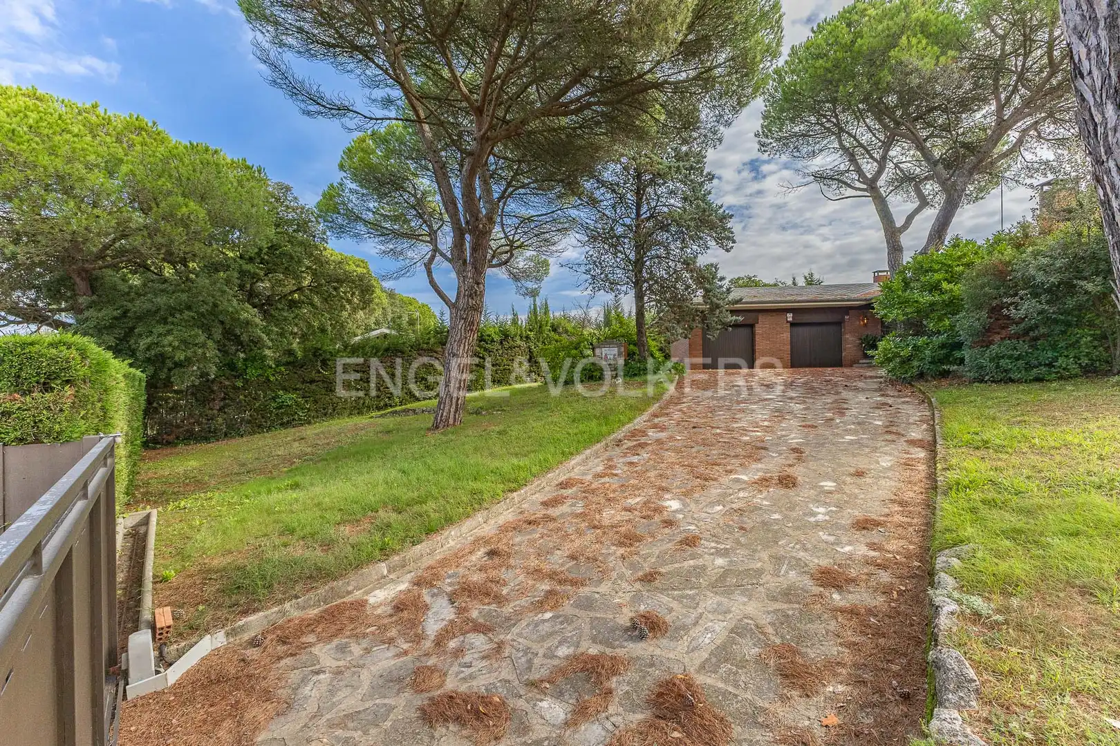 Vista exterior de Casa o chalet en venta en Seva con Aire acondicionado, Calefacción y Jardín privado