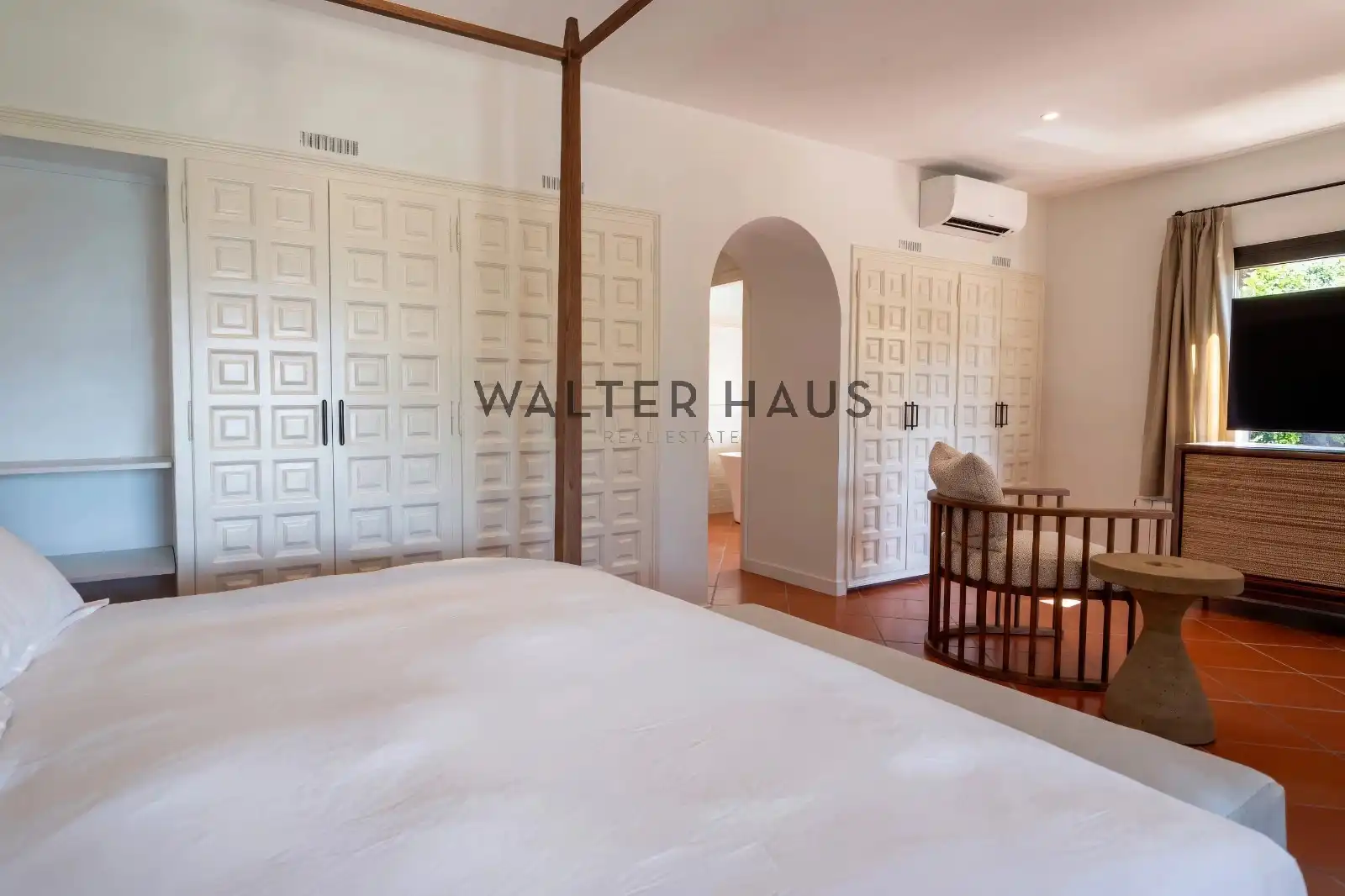 Casa amb terrassa en venda a Avinguda de Vallvanera, imagen 75