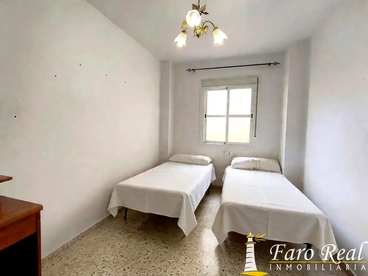Schlafzimmer von Erdgeschoss zum Verkauf in Sanlúcar de Barrameda