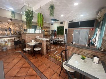 Local comercial en venta en Parque Roma - Coronas
