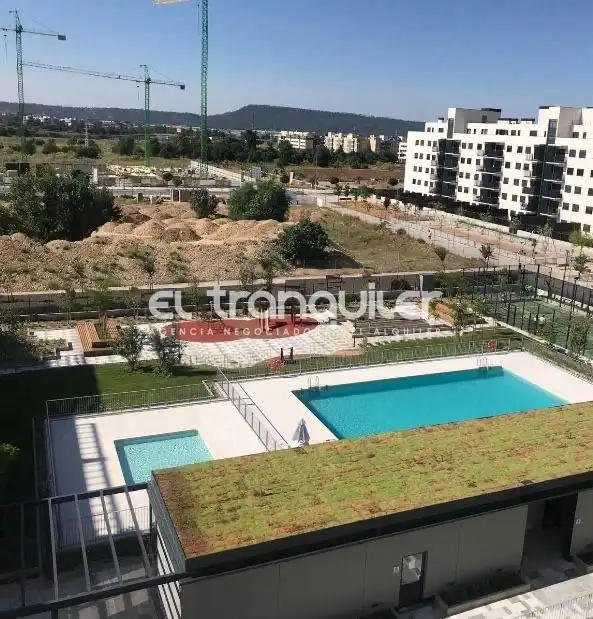 Piso de alquiler en Calle Avenida de la Seda, El Olivar