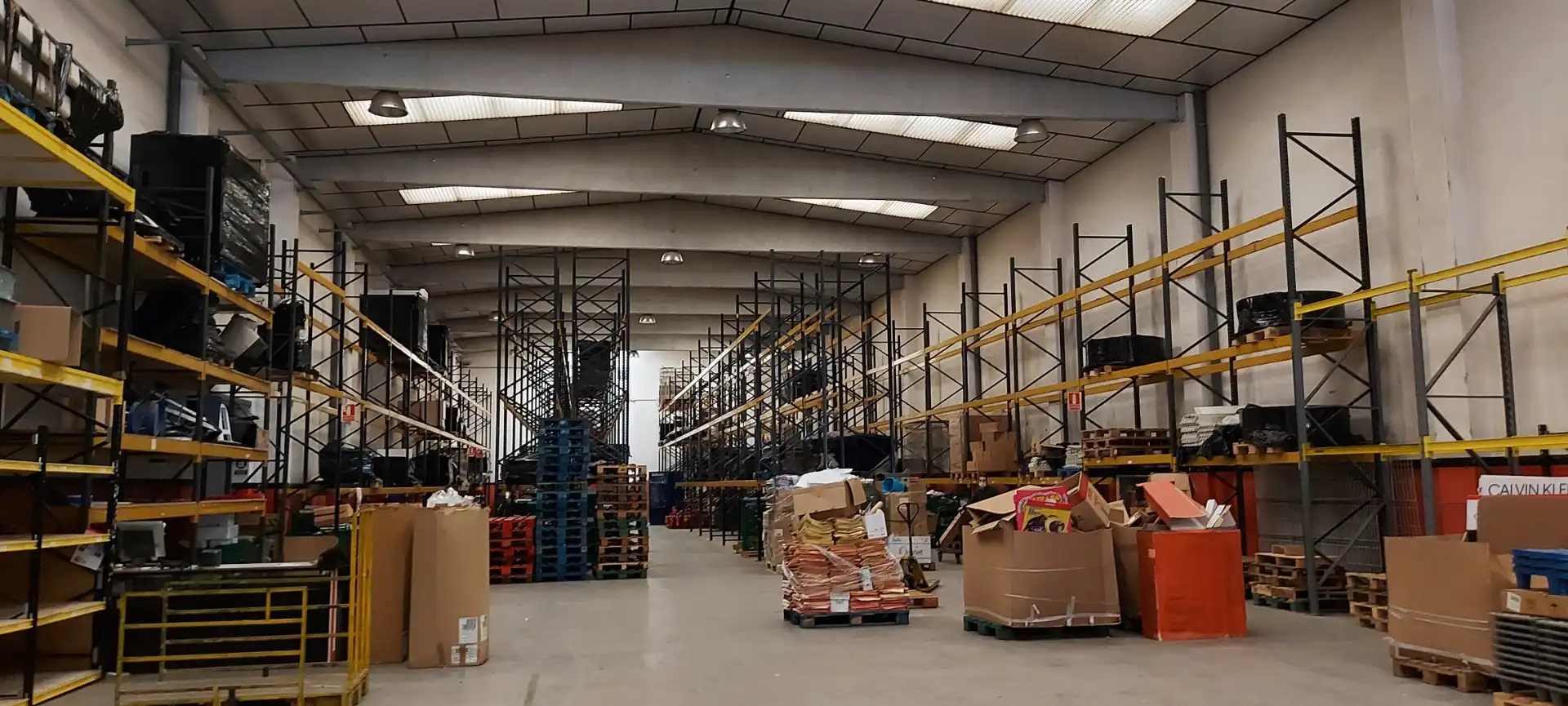 Nave industrial en venta en Sabadell