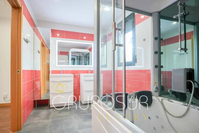 Casa-chalet en Venta en Avenida Castilla y León, 52 en Boecillo