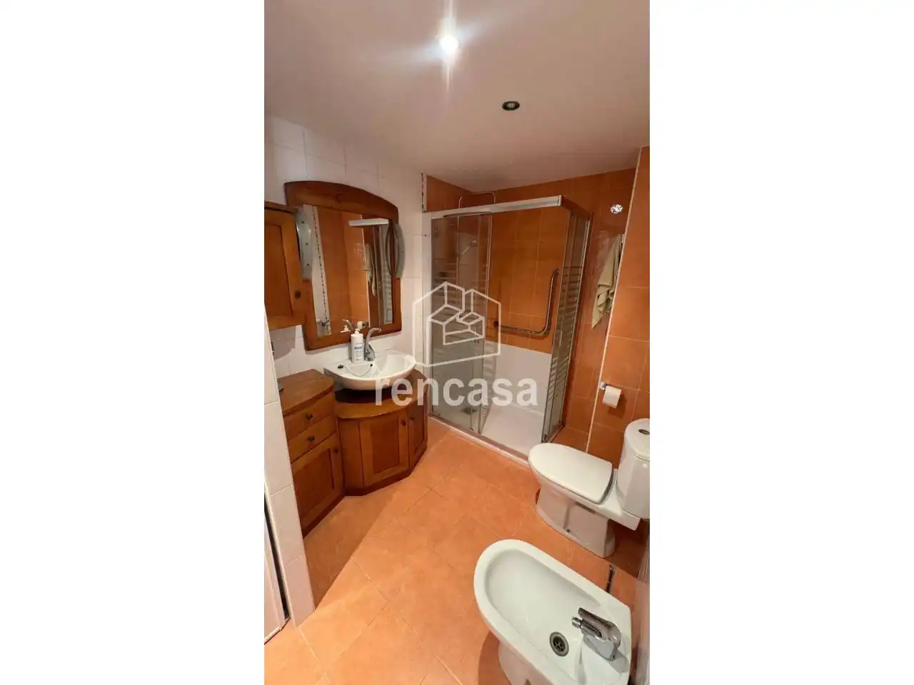 Baño de Apartamento en venta en Lleida con Aire acondicionado, Calefacción y Parquet