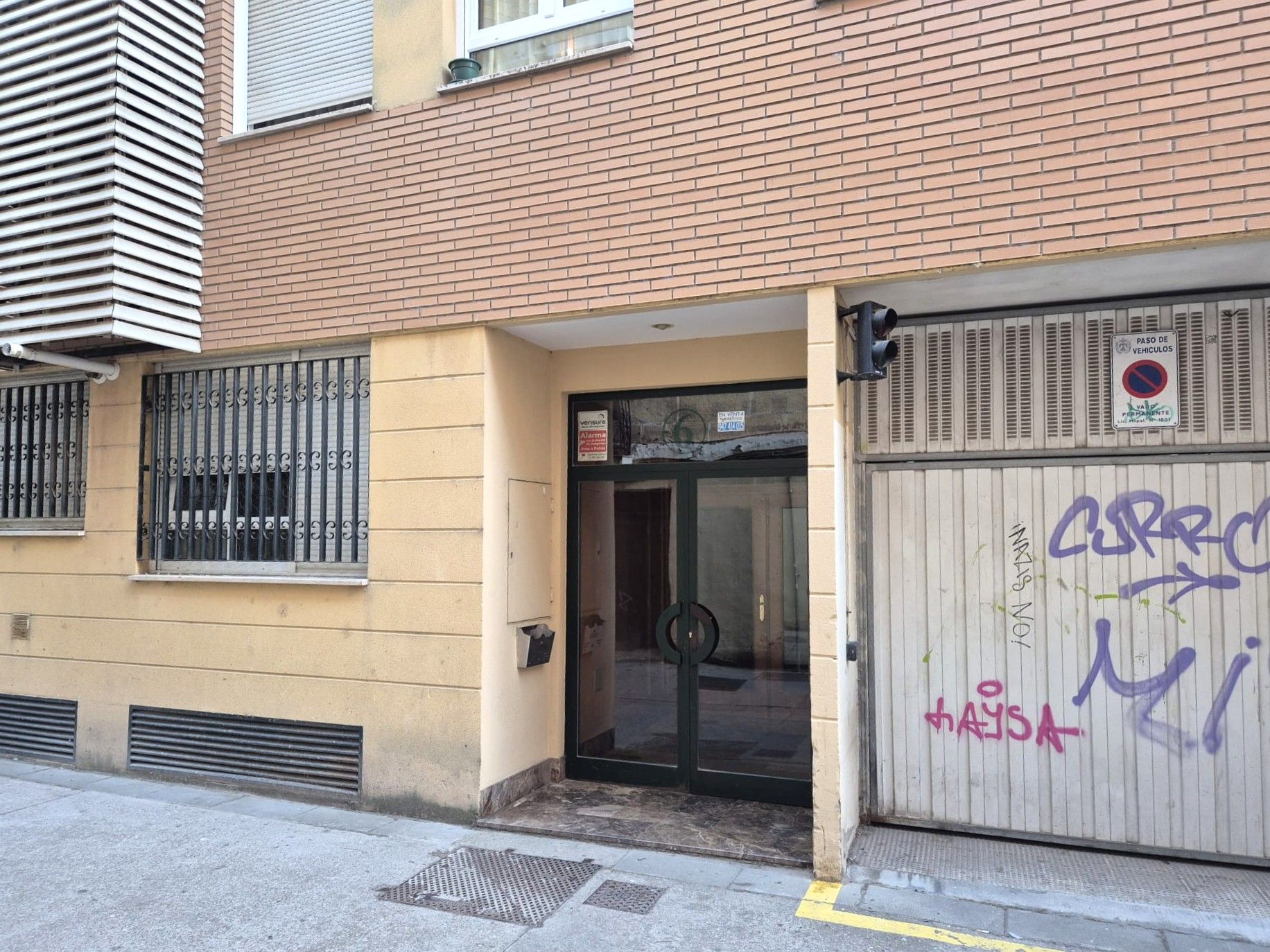 Vista exterior de Pis en venda en Burgos Capital