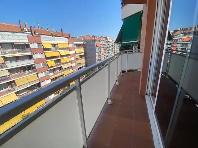 Pis amb terrassa en venda a Avinguda de Madrid, imagen 3