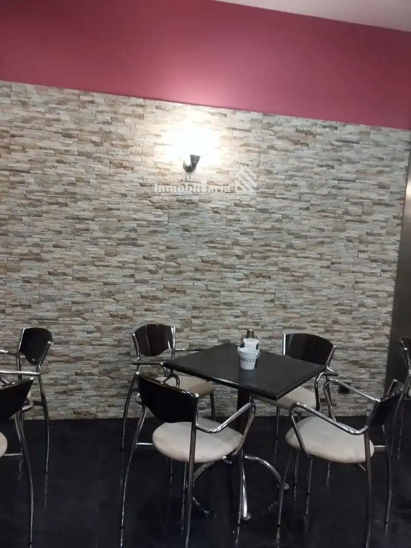 Local comercial en traspàs a Chinchibarra - Capuchinos, imagen 3