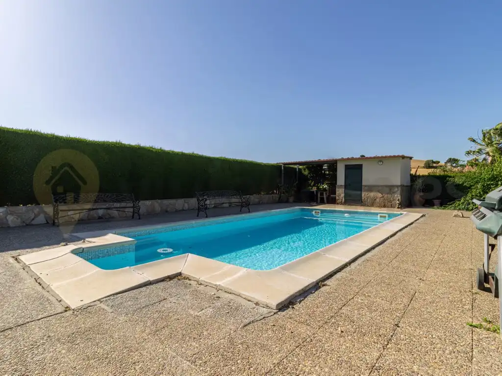 Piscina de Casa o chalet en venta en Paterna de Rivera