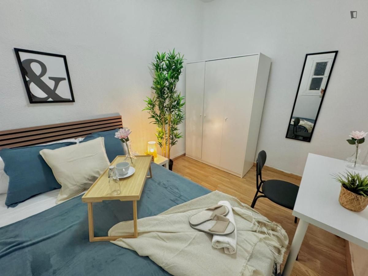 Bedroom of Apartment to share in  Madrid Capital  with Heating, Furnished and Oven