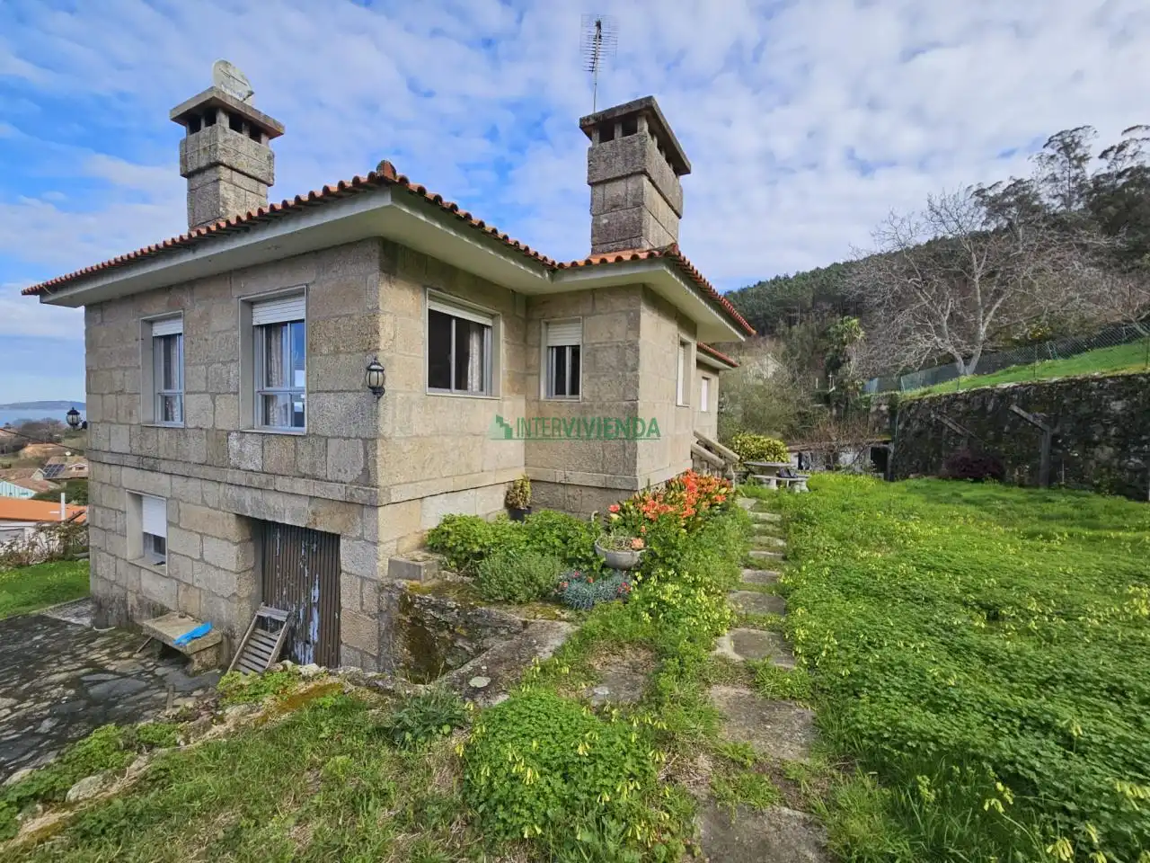 Exterior view of Houses for sale in Vigo   with Heating, Private garden and Terrace