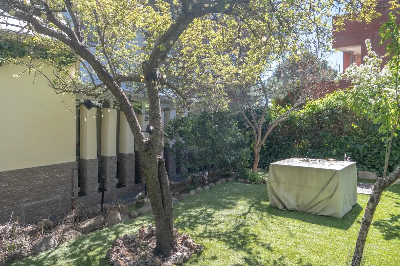 Garten von Haus oder Chalet zum Verkauf in Torrelodones mit Heizung, Privatgarten und Terrasse