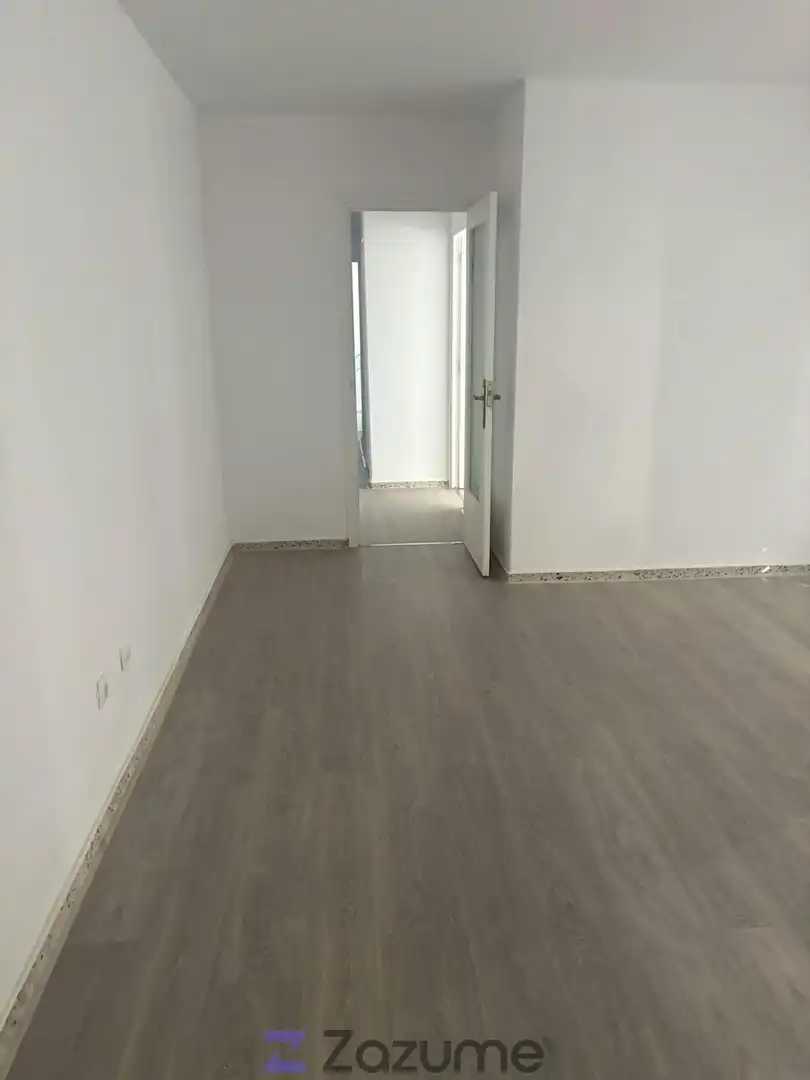 Piso de alquiler en Via Miravalles, Centro