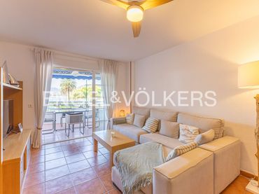 Flat with balcony to rent in Racó
