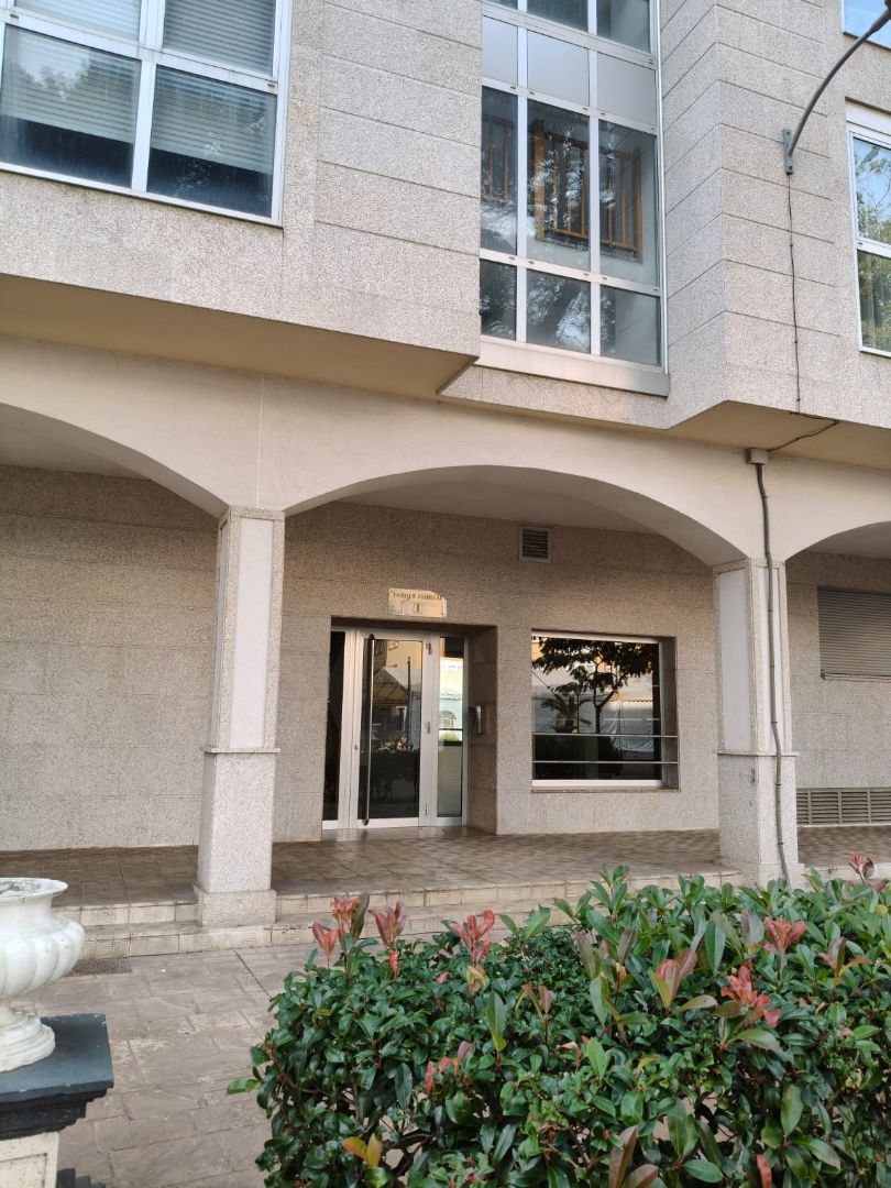 Exterior view of Flat for sale in Cedeira  with Parquet flooring, Furnished and Oven