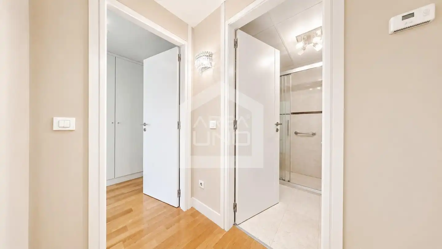 Piso en venta en Madrid con Aire acondicionado, Calefacción y Trastero
