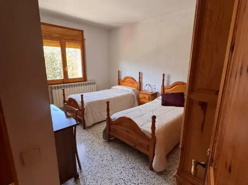 Dormitori de Casa o xalet en venda en Planoles amb Balcó