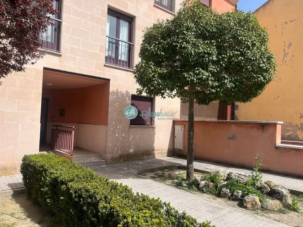 Piso en venta en Palazuelos de Eresma, imagen 3