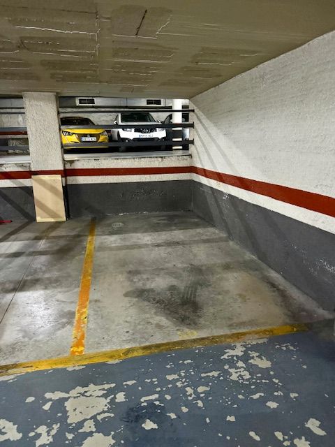 Garaje en venta en Carrer de la Florida, La Prosperitat, Nou Barris