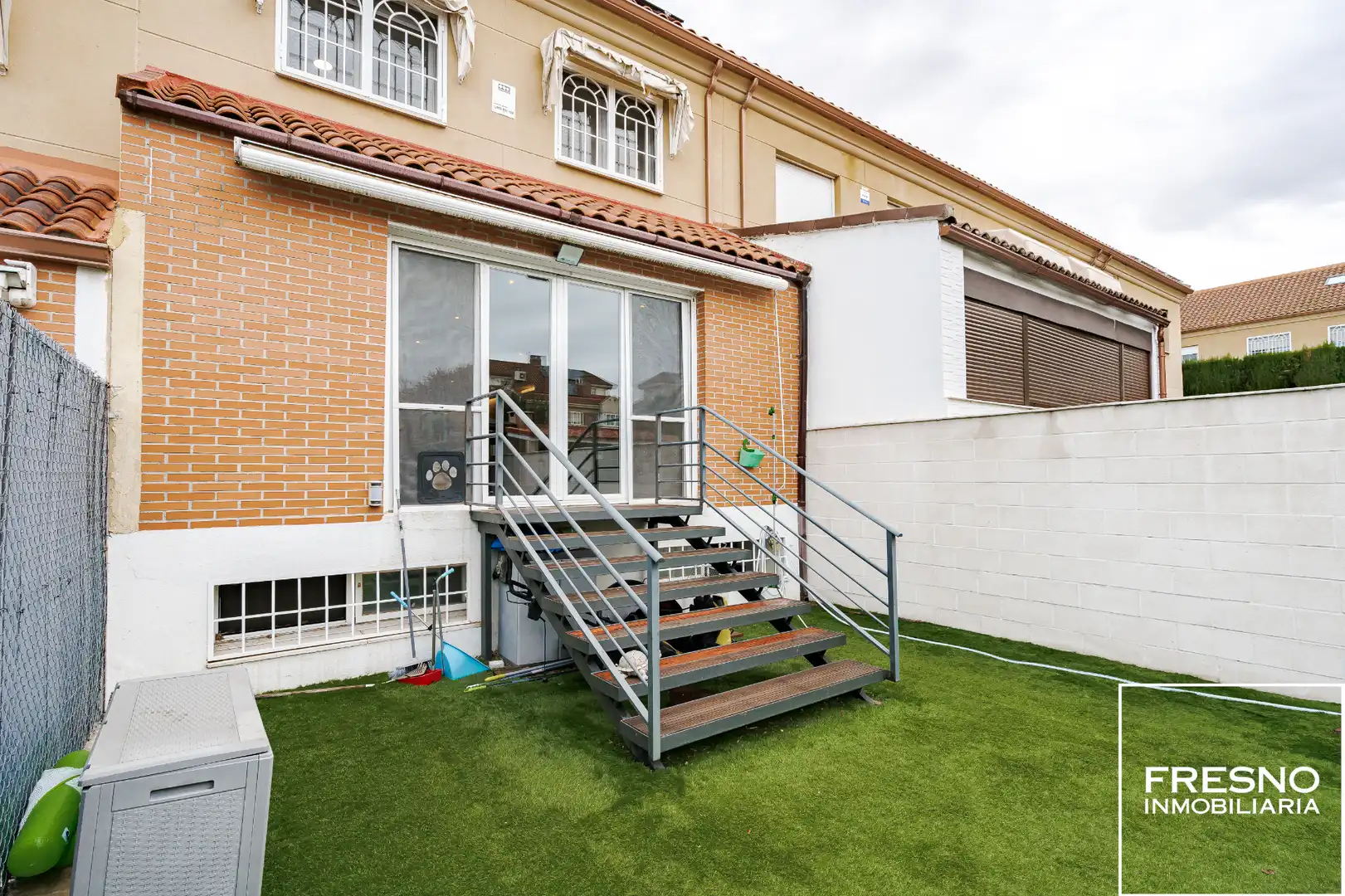 Terrace of Detached homes for sale in Cobeña, Madrid