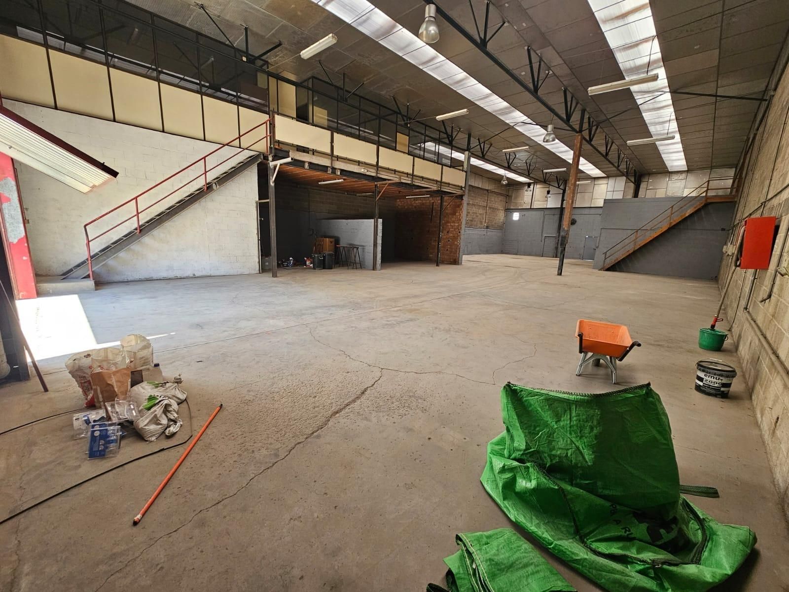 Industrial buildings to rent in Sant Celoni
