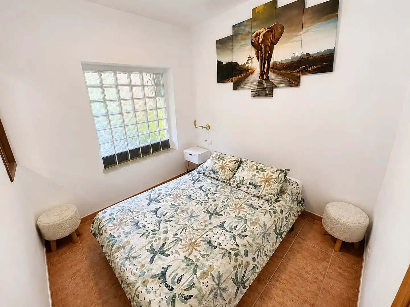 Habitación de Apartamento en venta en Santa Susanna con Terraza, Horno y Piscina comunitaria