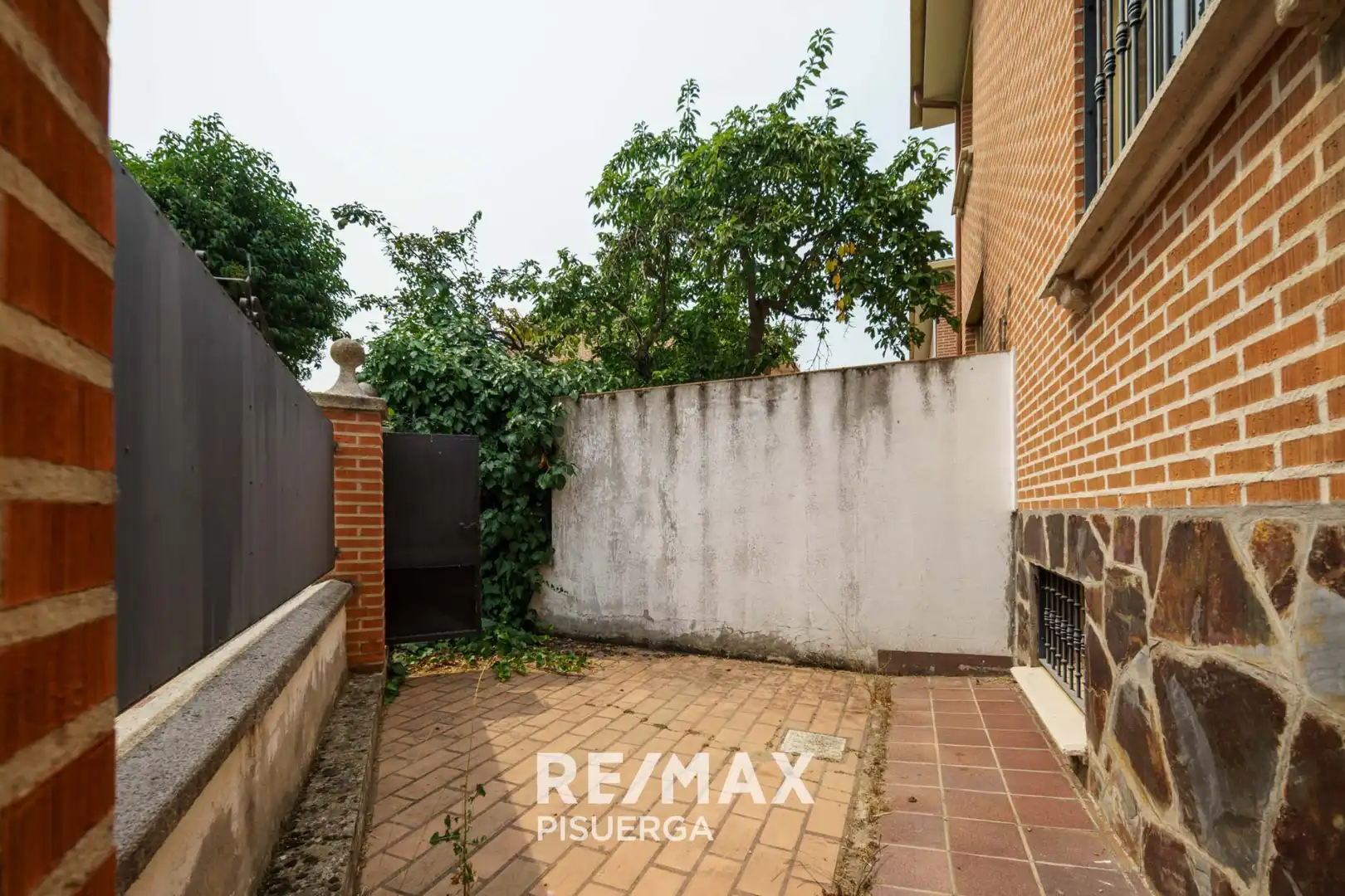 Chalet con jardín en venta en Calle Castilla y León 1, imagen 12