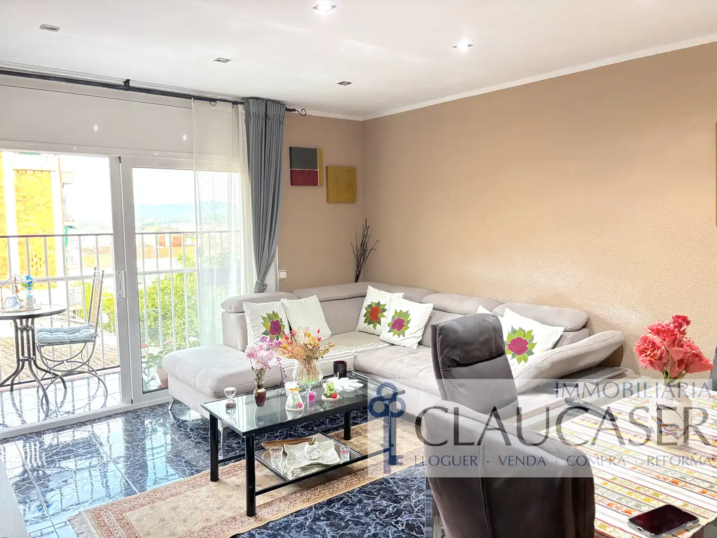 Living room of Flat for sale in Rubí  with Heating and Oven