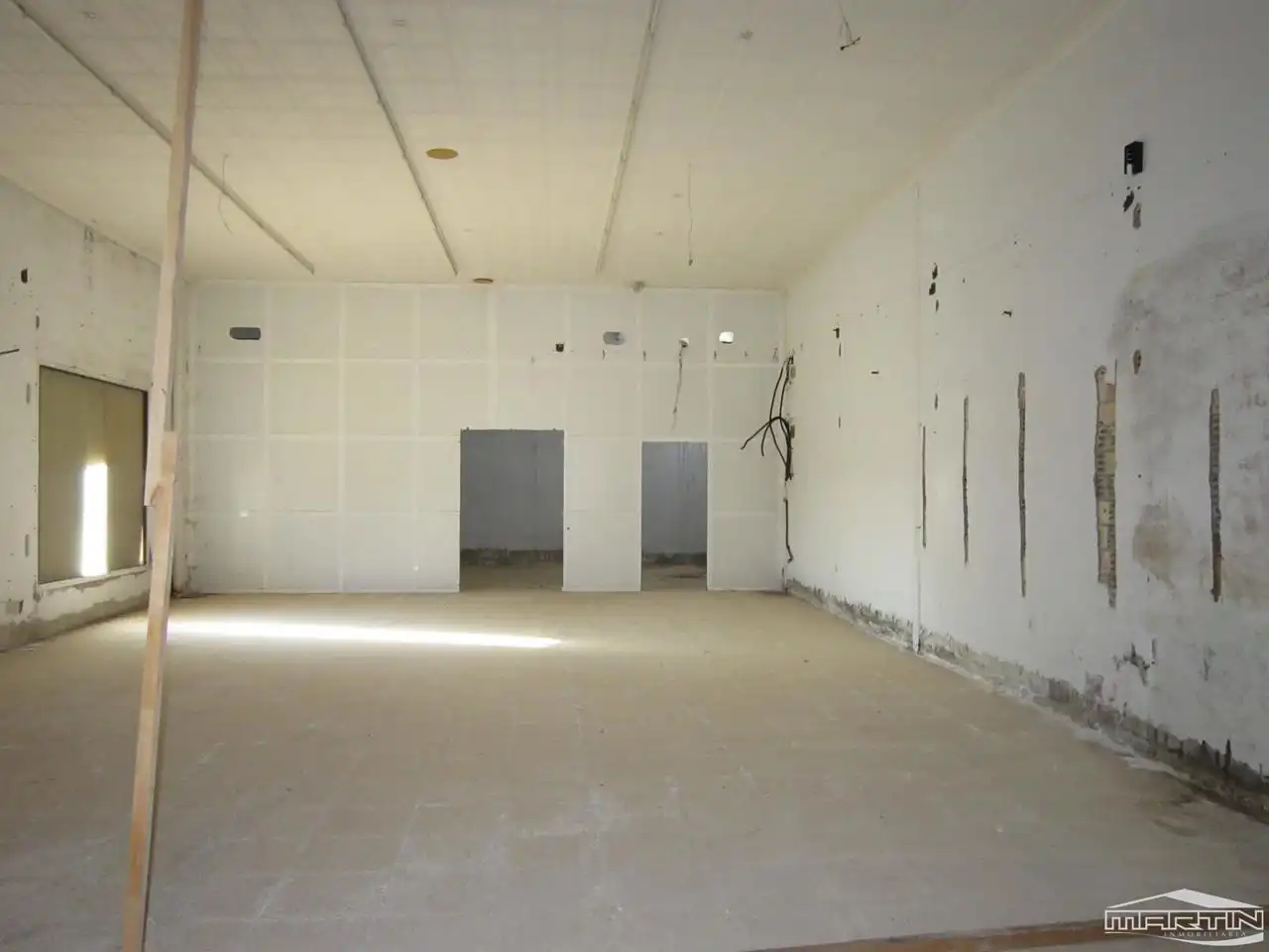 Industrial buildings for sale in Lucena