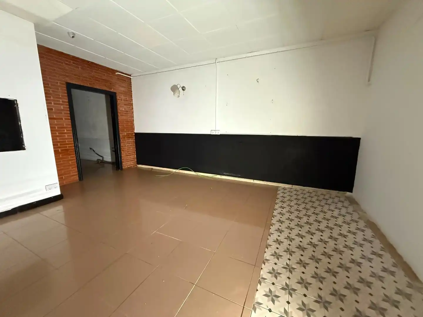 Local comercial en venta en Montigalà - Sant Crist, imagen 5
