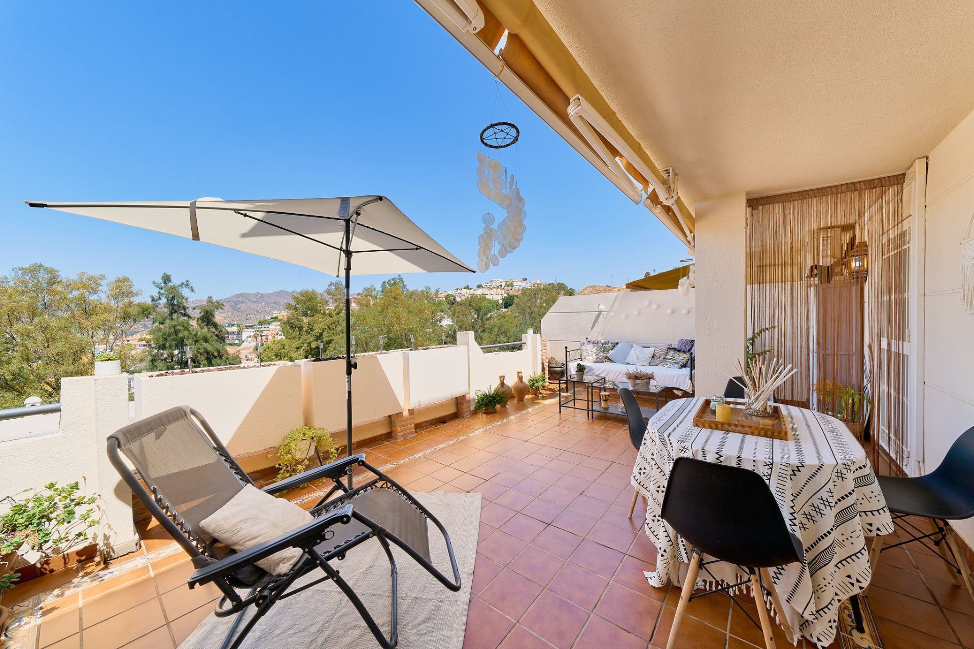 Exterior view of Flat for sale in Málaga Capital  with Air Conditioner, Terrace and Storage room