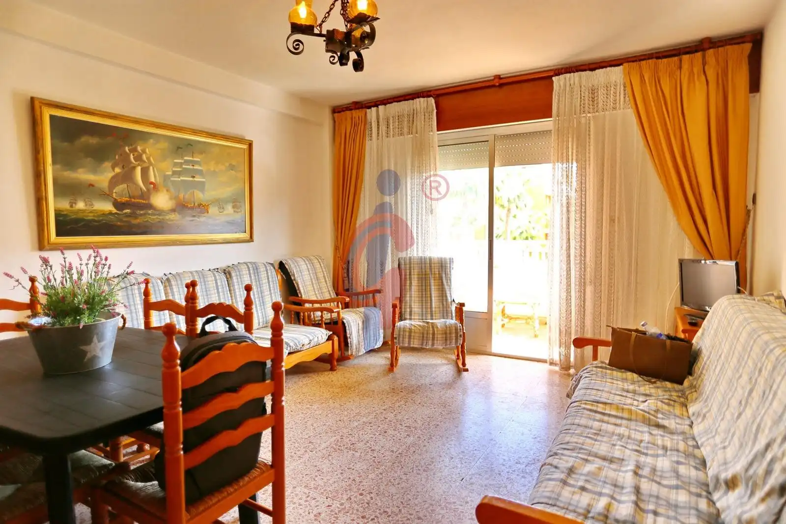 Sala de estar de Apartamento en venta en Torrevieja con Terraza y Amueblado
