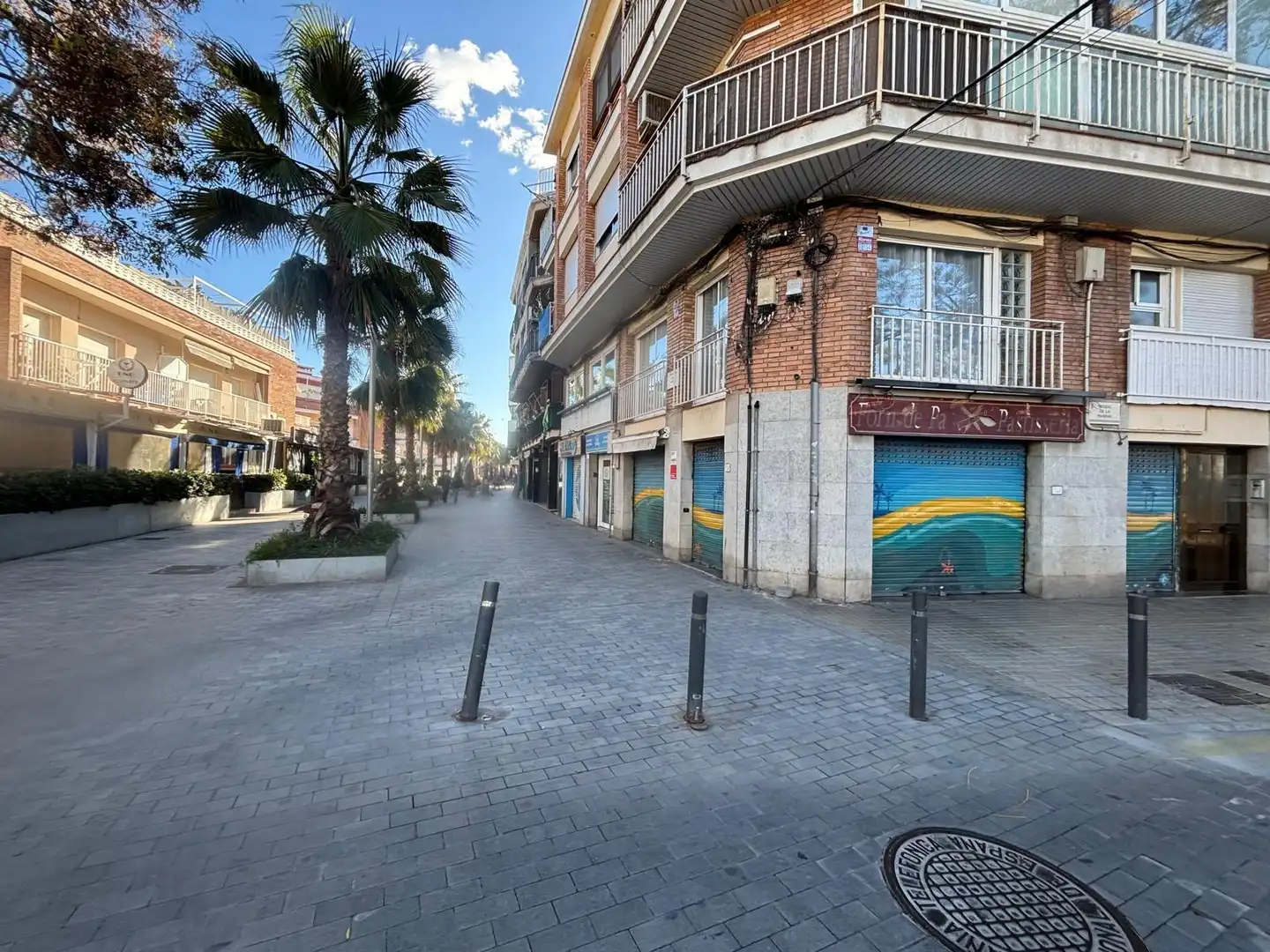 Gewerbefläche zur Miete in Avenida dels Banys, imagen 14