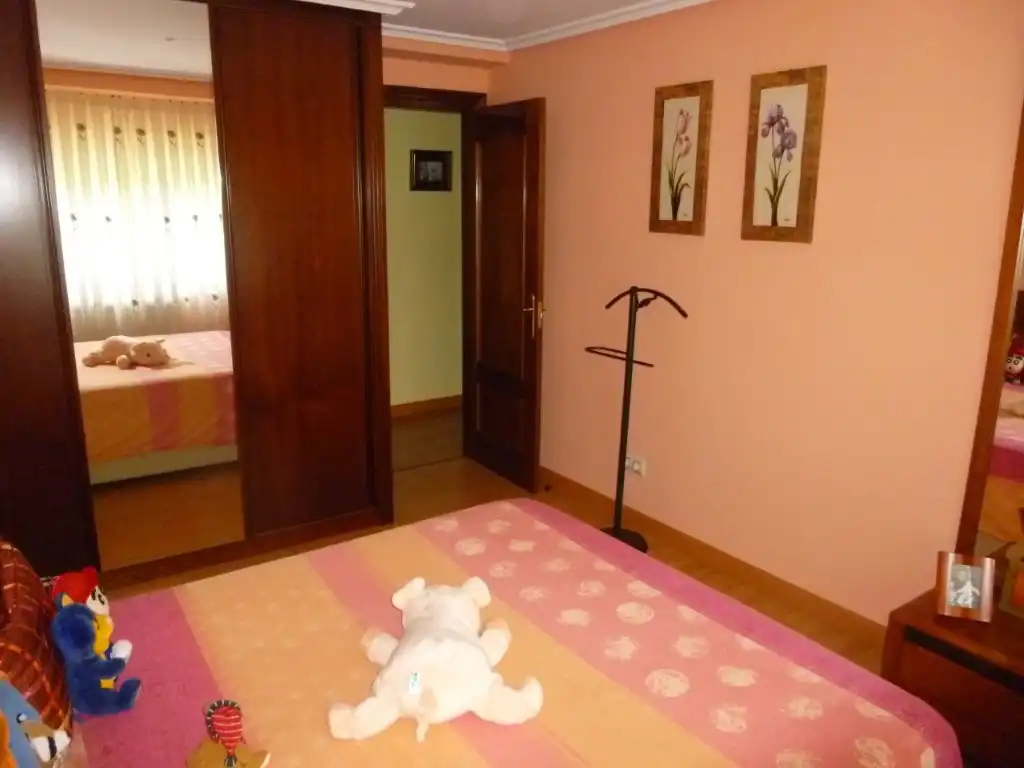 Habitación de Piso en venta en Avilés