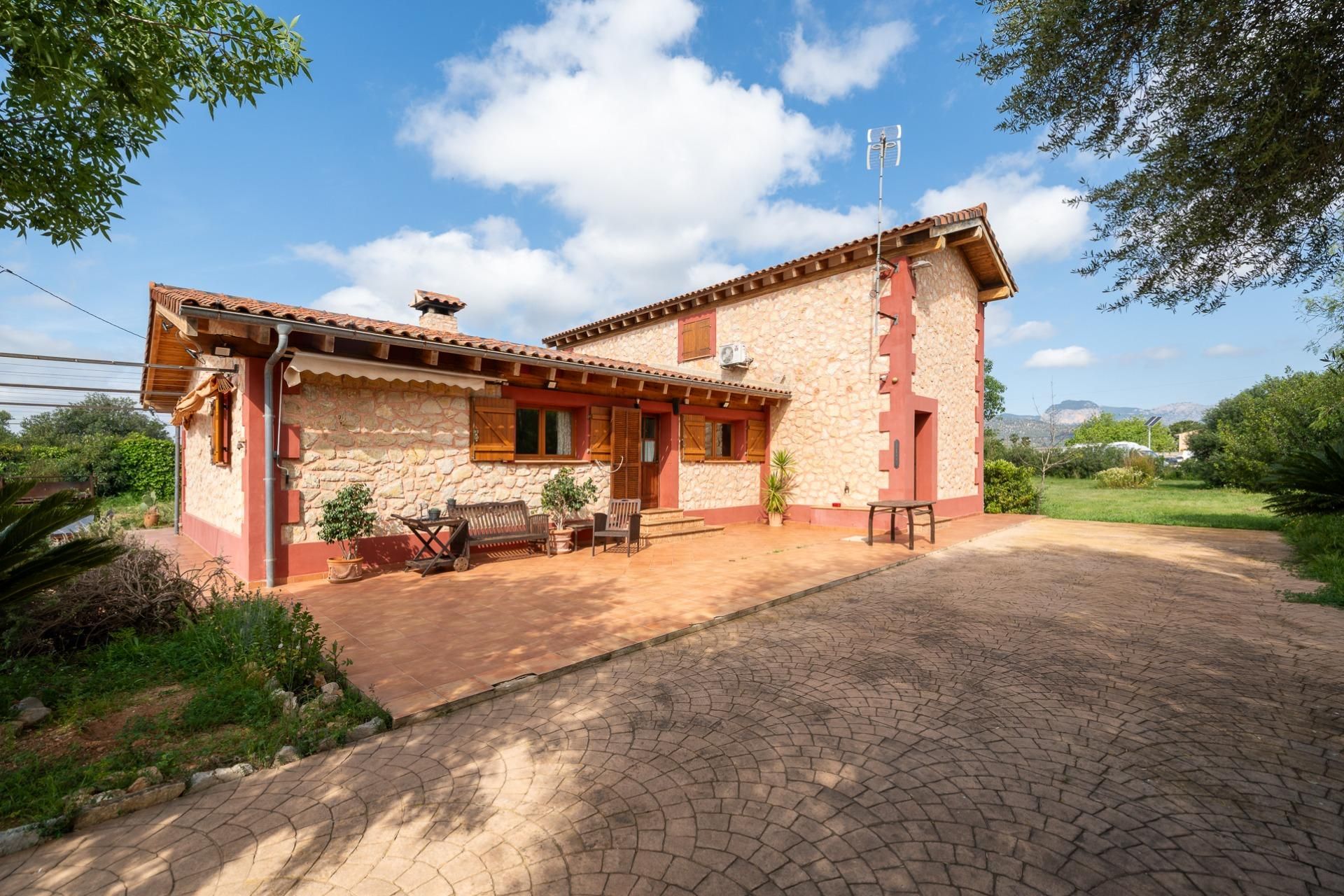 Vista exterior de Pis per a compartir en Binissalem