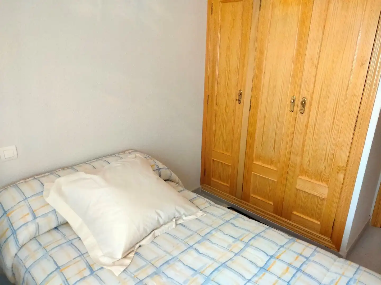 Habitación de Casa adosada en venta en Navacepedilla de Corneja con Calefacción y Trastero