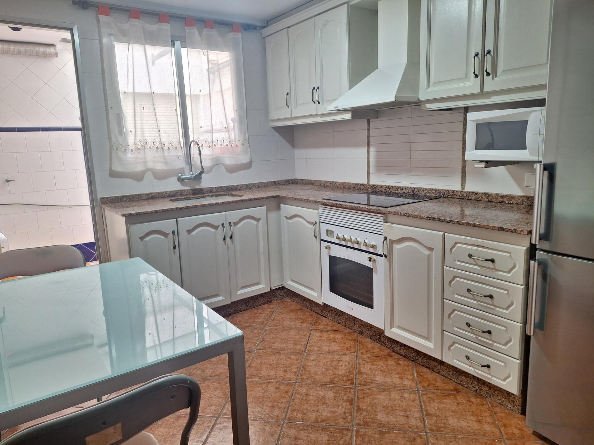 Kitchen of Flat for sale in Algemesí  with Air Conditioner, Terrace and Storage room