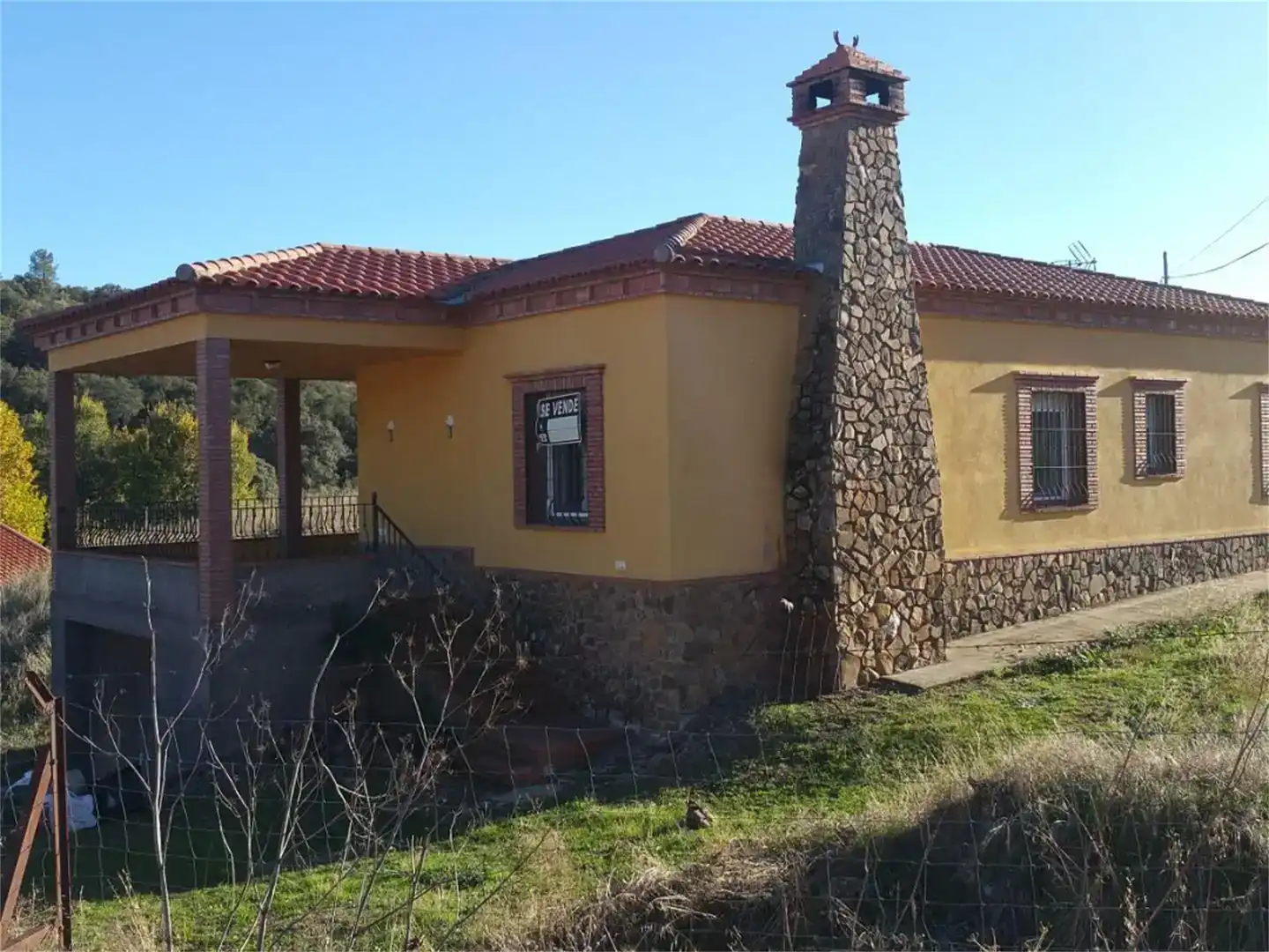 Vista exterior de Casa o chalet en venta en Anchuras con Jardín privado, Trastero y Amueblado