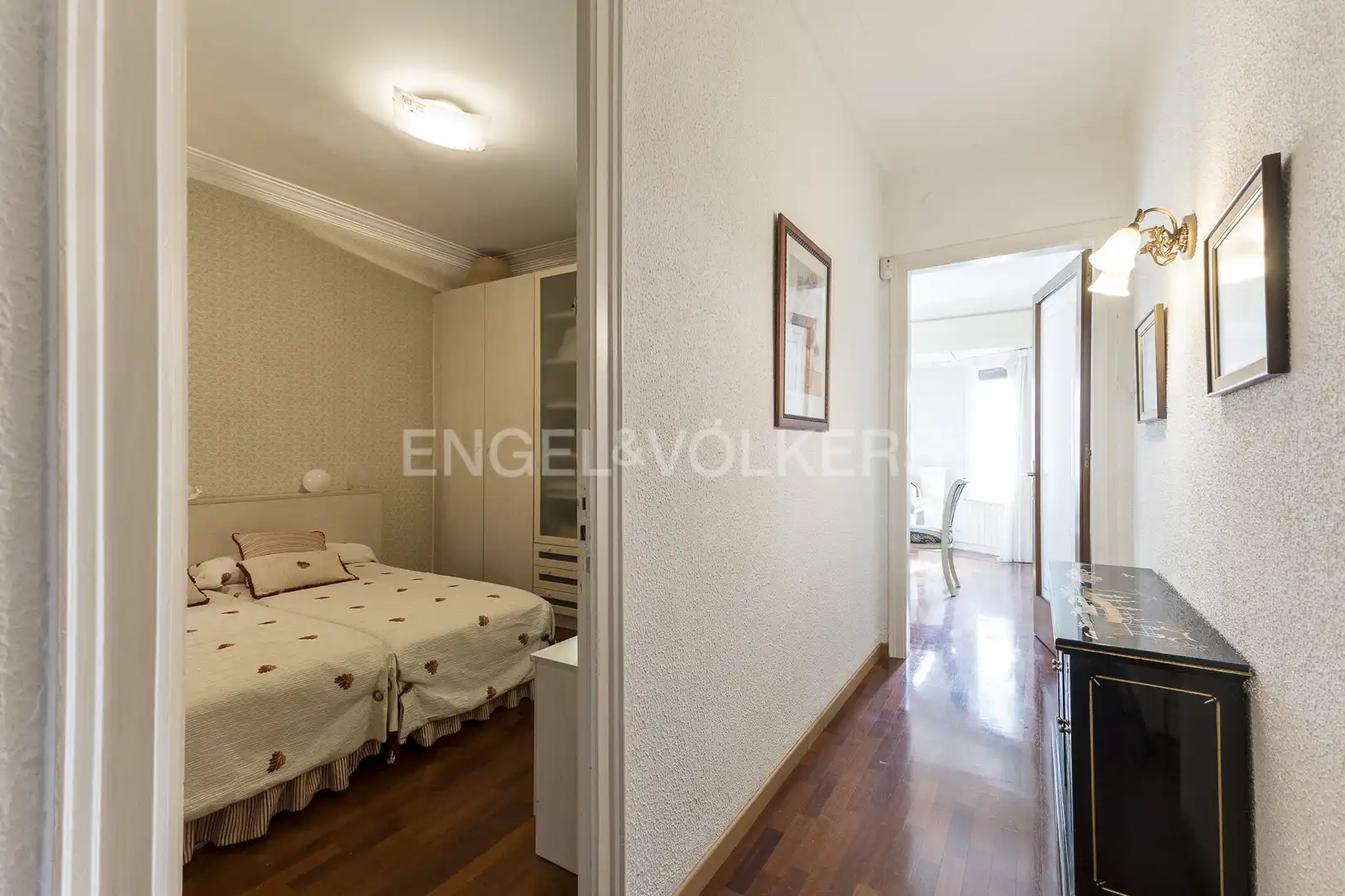 Flat for sale in Barcelona  with Heating, Parquet flooring and Furnished