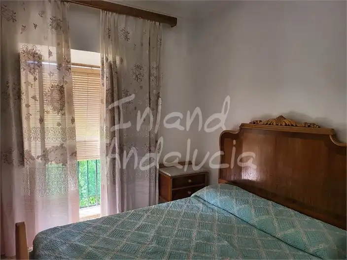 Habitación de Casa adosada en venta en Antequera con Trastero