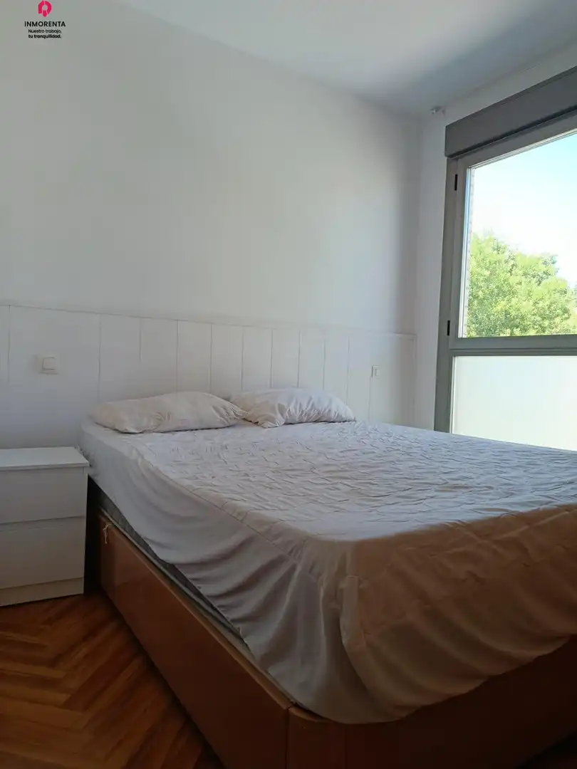 Schlafzimmer von Wohnungen zur Miete in Madrid mit Klimaanlage, Heizung und Parkett
