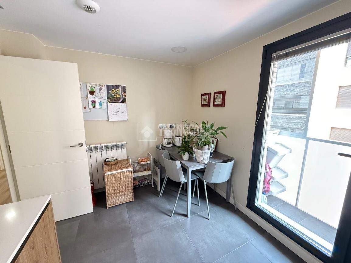 Flat for sale in  Zaragoza Capital  with Air Conditioner, Heating and Terrace