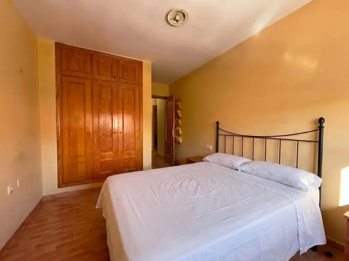 Bedroom of Flat for sale in Estepona  with Terrace