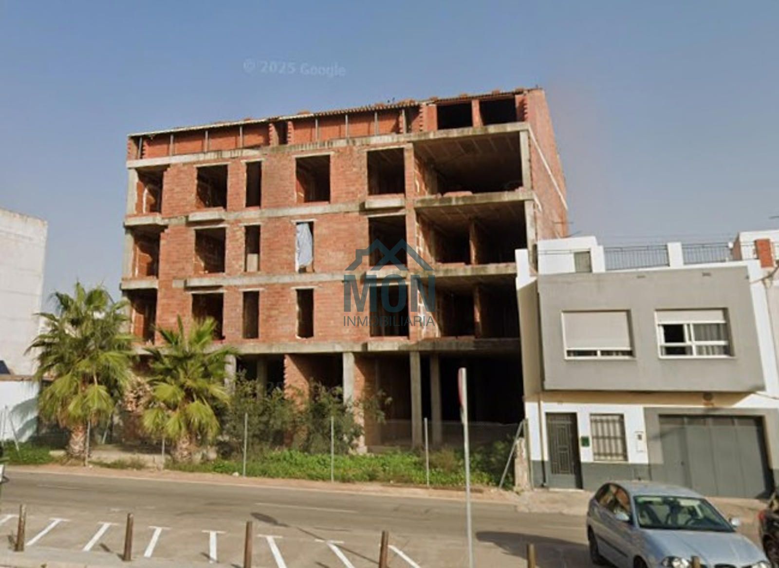 Vista exterior de Edifici en venda en Castellón de la Plana / Castelló de la Plana