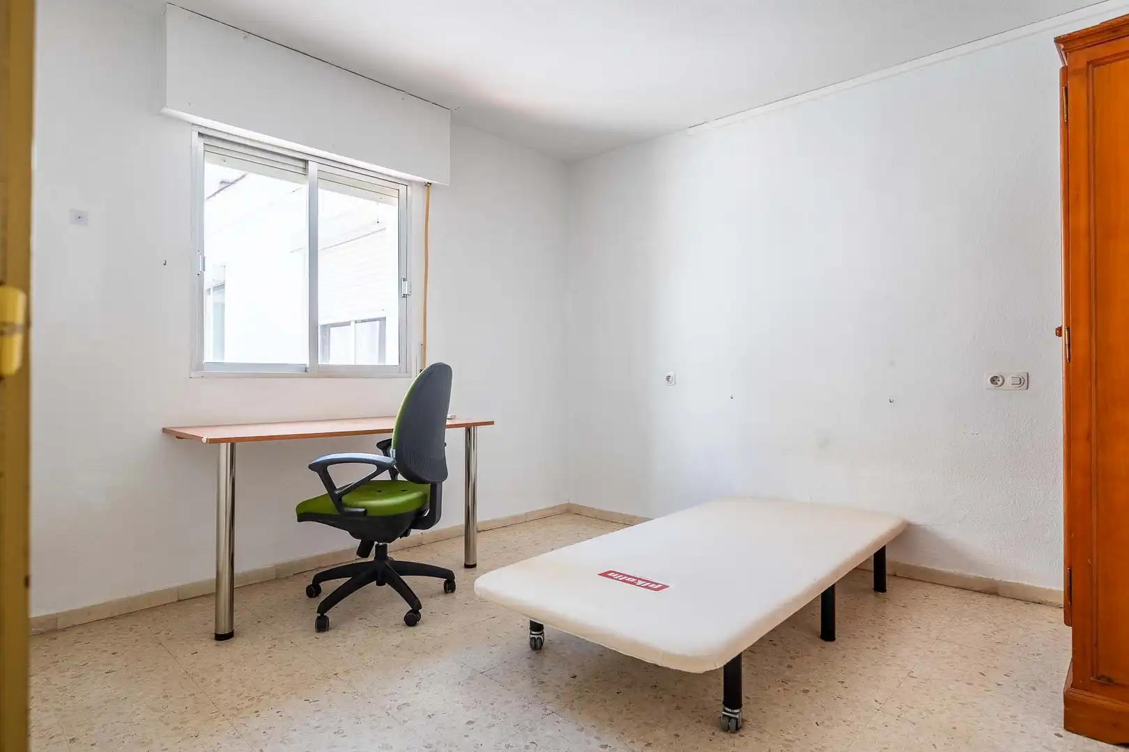 Bedroom of Flat for sale in Sevilla