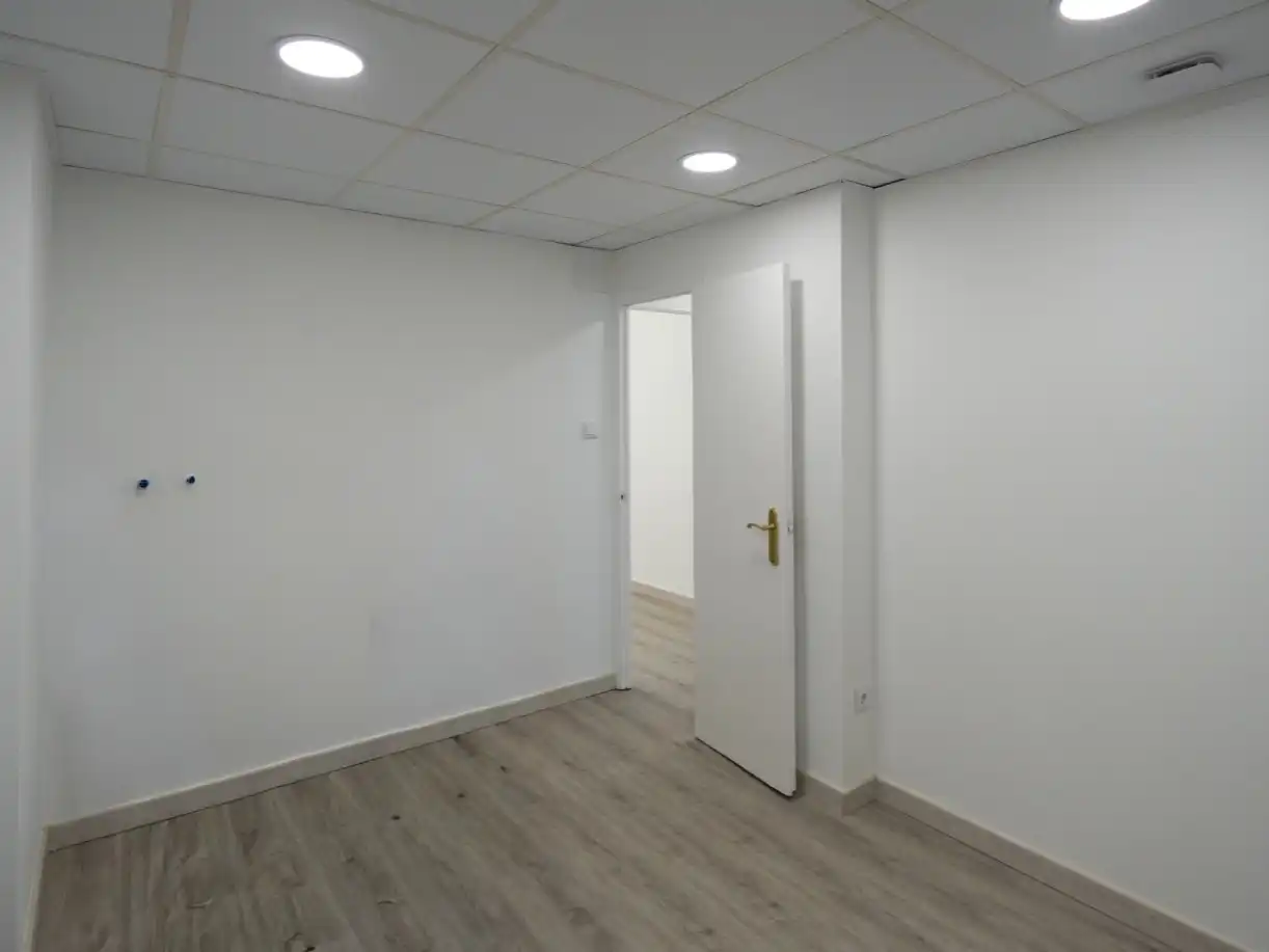 Local en venta en Zaragoza con Aire acondicionado, Calefacción y Parquet