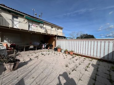 Casa con balcone in vendita a Carrer de Mas del Tallapedra 31