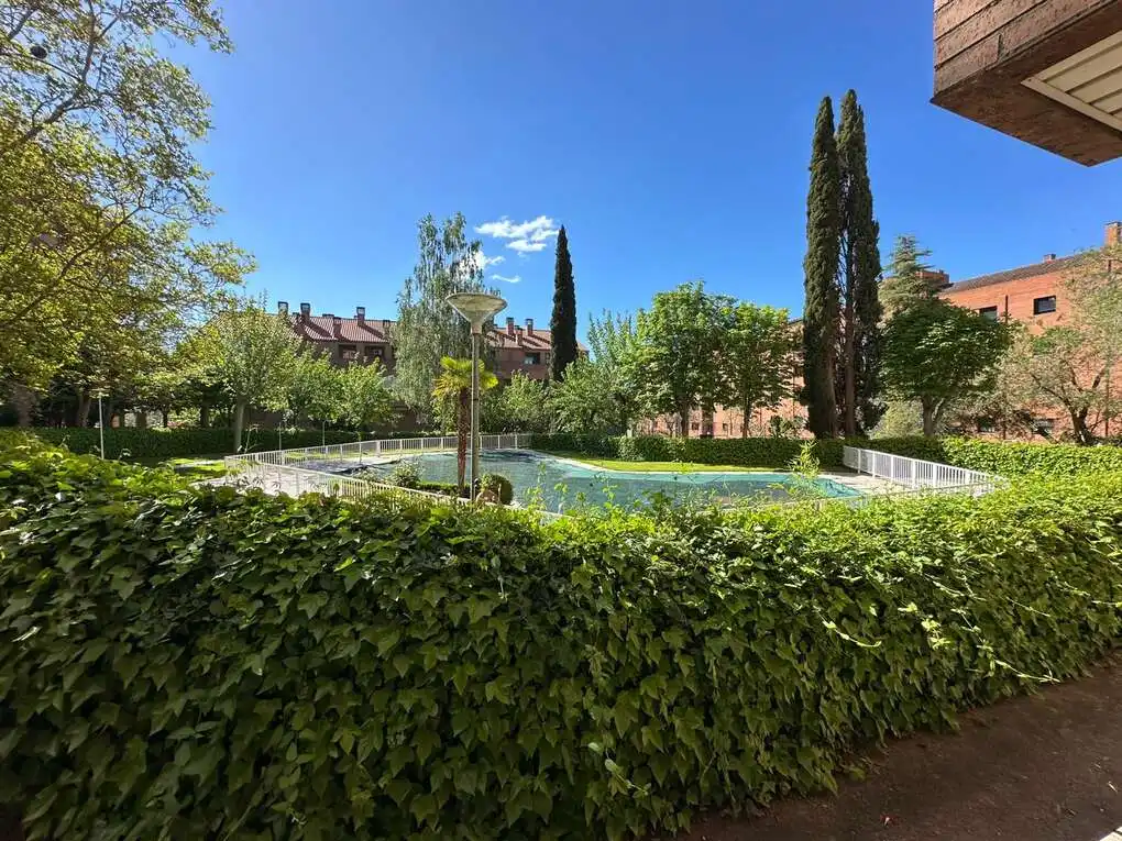 Garten von Wohnung zum Verkauf in Toledo mit Klimaanlage, Heizung und Privatgarten