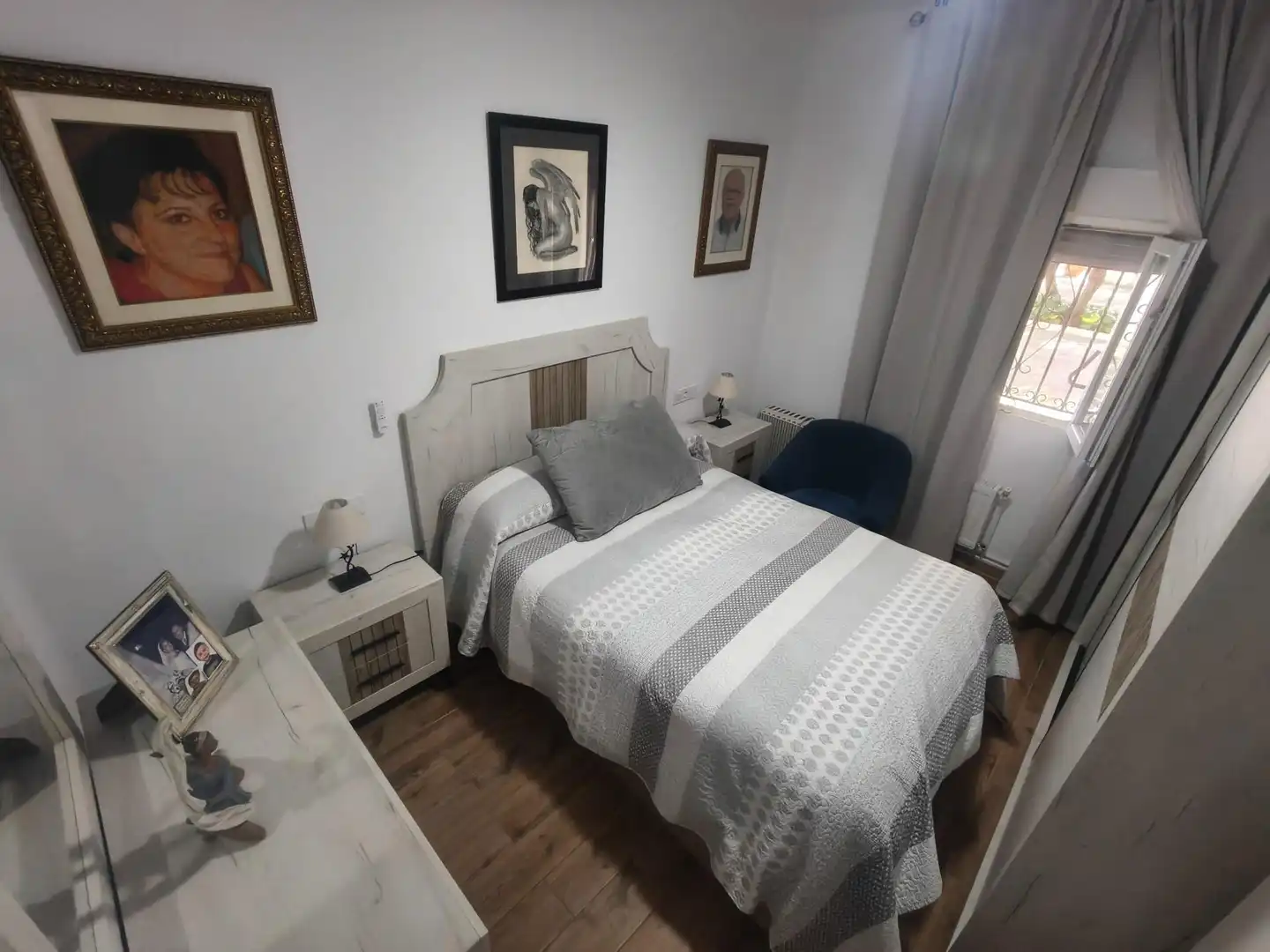 Bedroom of Houses for sale in Chiclana de la Frontera  with Air Conditioner, Swimming Pool and Alarm