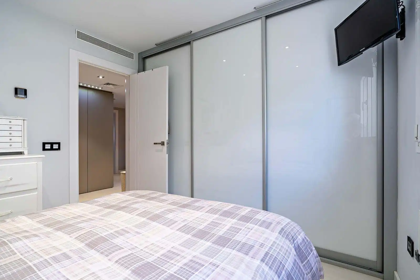 Bedroom of Houses for rent in Roquetas de Mar  with Air Conditioner, Heating and Terrace